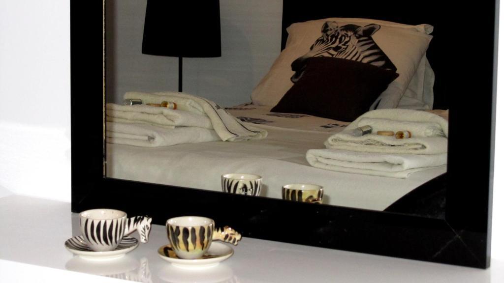 Le Mas Shabanou Bed & Breakfast Roquefort-les-Pins Room photo