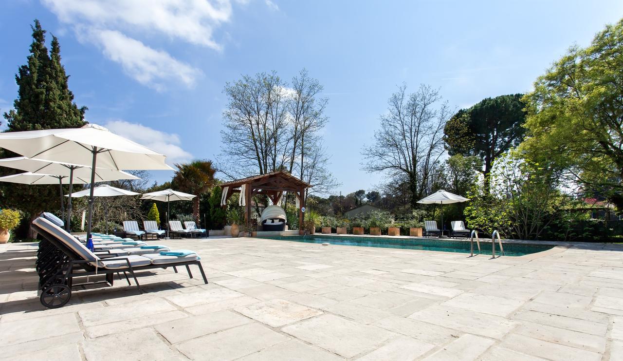 Le Mas Shabanou Bed & Breakfast Roquefort-les-Pins Exterior photo
